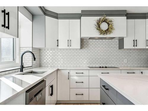 68 Hawkwood Drive Nw, Calgary, AB - Indoor Photo Showing Kitchen With Double Sink With Upgraded Kitchen