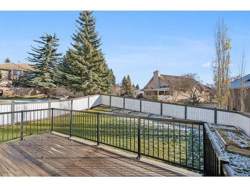 68 Hawkwood Drive Nw, Calgary, AB - Outdoor