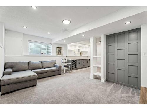 68 Hawkwood Drive Nw, Calgary, AB - Indoor Photo Showing Living Room