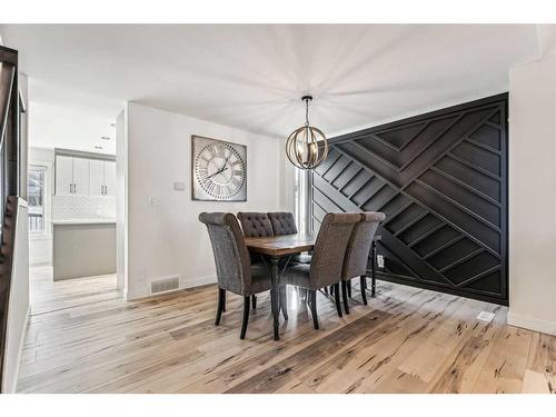 68 Hawkwood Drive Nw, Calgary, AB - Indoor Photo Showing Dining Room