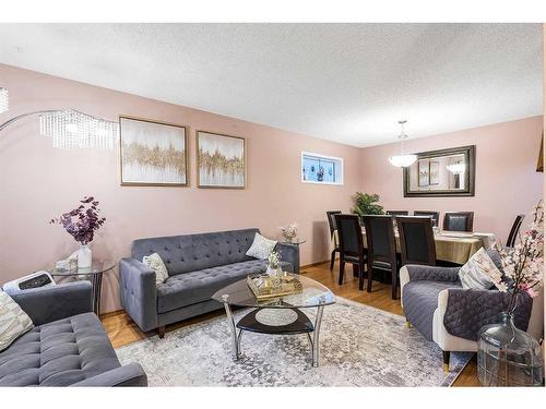 9838 Hidden Valley Drive Nw, Calgary, AB - Indoor Photo Showing Living Room