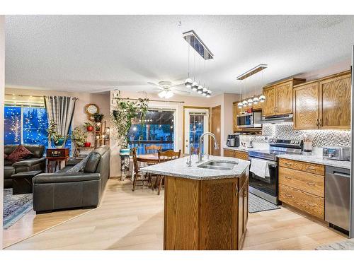 9838 Hidden Valley Drive Nw, Calgary, AB - Indoor Photo Showing Kitchen