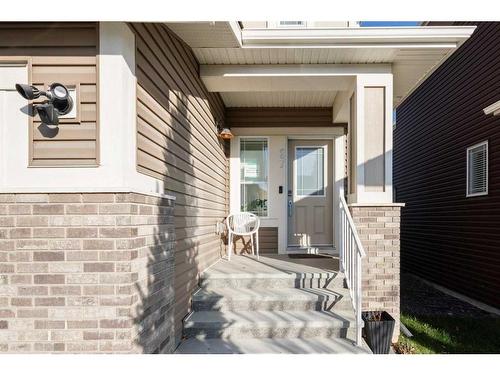 27 Bayview Circle Sw, Airdrie, AB - Outdoor With Exterior