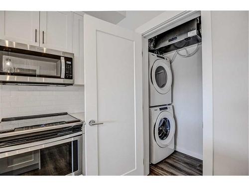 424-400 Auburn Meadows Common Se, Calgary, AB - Indoor Photo Showing Laundry Room