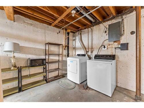 124-6440 4 Street Nw, Calgary, AB - Indoor Photo Showing Laundry Room