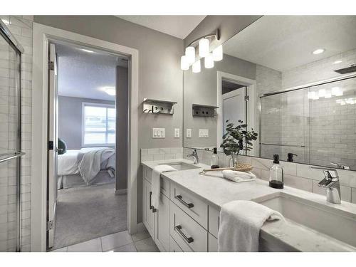 110 Walgrove Cove Se, Calgary, AB - Indoor Photo Showing Bathroom