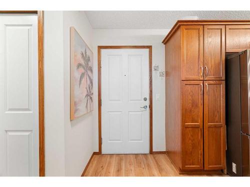 305-390 Marina Drive, Chestermere, AB - Indoor Photo Showing Other Room