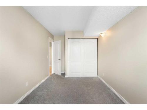 803-1540 29 Street Nw, Calgary, AB - Indoor Photo Showing Other Room