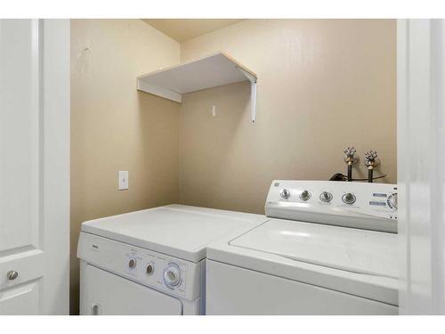 803-1540 29 Street Nw, Calgary, AB - Indoor Photo Showing Laundry Room