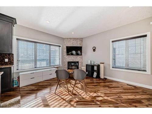 3-311 15 Avenue Ne, Calgary, AB - Indoor With Fireplace