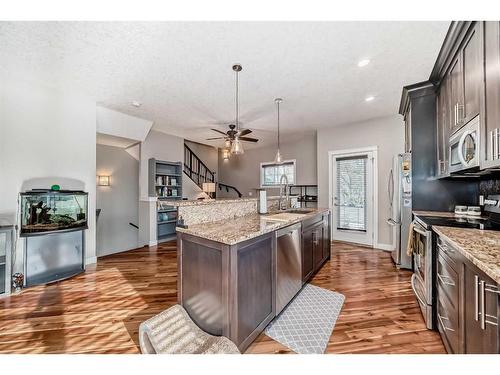 3-311 15 Avenue Ne, Calgary, AB - Indoor Photo Showing Kitchen With Upgraded Kitchen