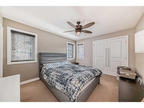 3-311 15 Avenue Ne, Calgary, AB - Indoor Photo Showing Bedroom