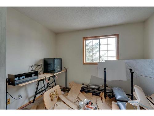 117 Coral Springs Bay Ne, Calgary, AB - Indoor