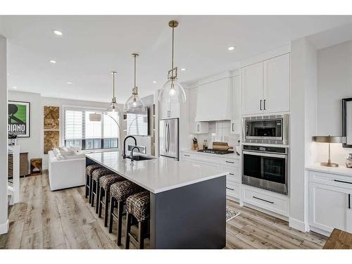 24-130 Discovery Drive Sw, Calgary, AB - Indoor Photo Showing Kitchen With Stainless Steel Kitchen With Upgraded Kitchen