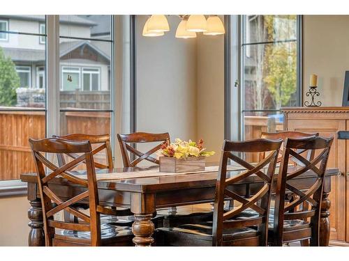 5 Masters Park Se, Calgary, AB - Indoor Photo Showing Dining Room