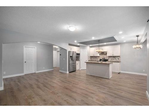 74 Canals Circle Sw, Airdrie, AB - Indoor Photo Showing Kitchen