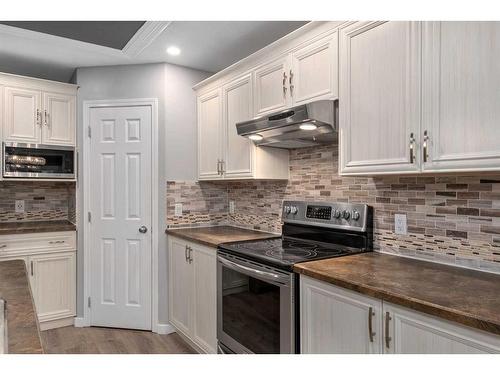 74 Canals Circle Sw, Airdrie, AB - Indoor Photo Showing Kitchen