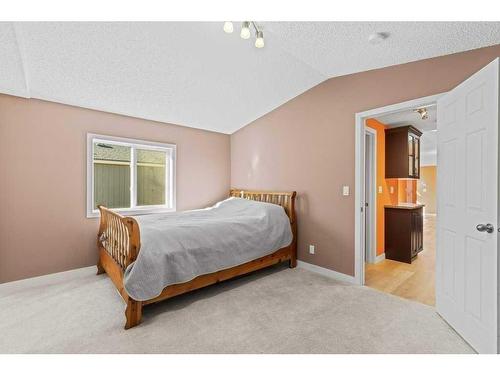 56 Grotto Way Ne, Canmore, AB - Indoor Photo Showing Bedroom