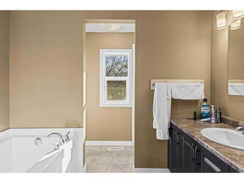 56 Grotto Way Ne, Canmore, AB - Indoor Photo Showing Bathroom