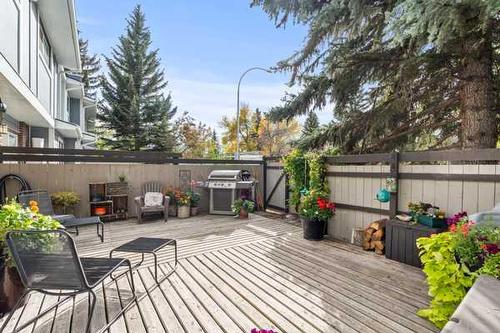 29-2210 Oakmoor Drive Sw, Calgary, AB - Outdoor With Deck Patio Veranda