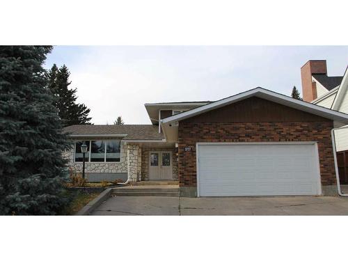 3727 37 Street Nw, Calgary, AB - Outdoor