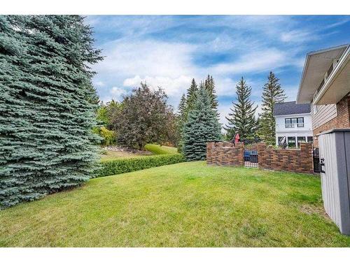 3727 37 Street Nw, Calgary, AB - Outdoor