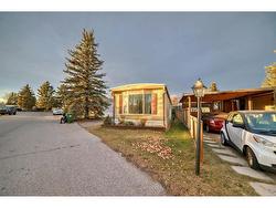 273-3223 83 Street NW Calgary, AB T3B 5N6