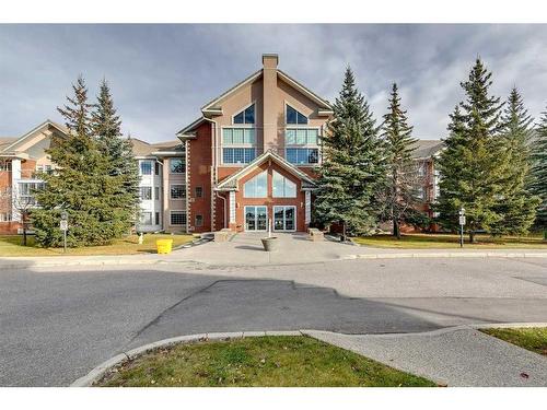 245-6868 Sierra Morena Boulevard Sw, Calgary, AB - Outdoor With Facade