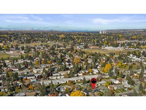 607 Sabrina Road Sw, Calgary, AB - Outdoor With View