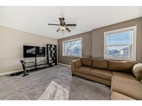 257 Bridlemeadows Common Sw, Calgary, AB - Indoor Photo Showing Living Room