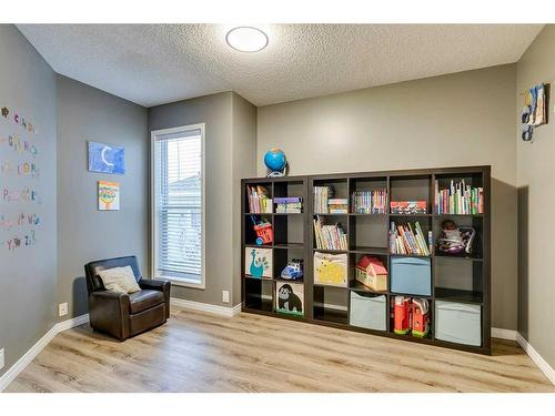 15 Cranfield Crescent Se, Calgary, AB - Indoor