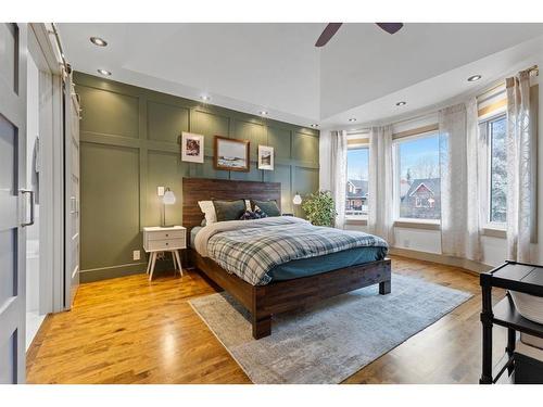 615 23 Avenue Sw, Calgary, AB - Indoor Photo Showing Bedroom