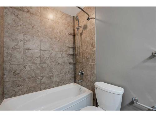 12 Penswood Place Se, Calgary, AB - Indoor Photo Showing Bathroom