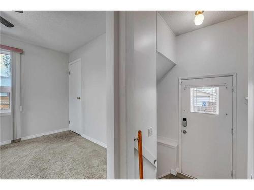 12 Penswood Place Se, Calgary, AB - Indoor Photo Showing Other Room