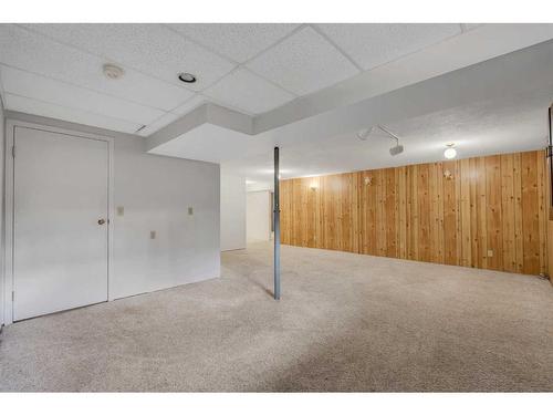 12 Penswood Place Se, Calgary, AB - Indoor Photo Showing Other Room