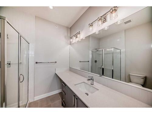 2214-151 Skyview Bay Ne, Calgary, AB - Indoor Photo Showing Bathroom