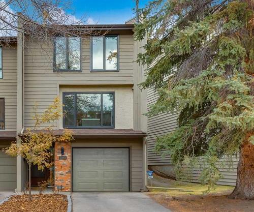 3920 Point Mckay Road Nw, Calgary, AB - Outdoor