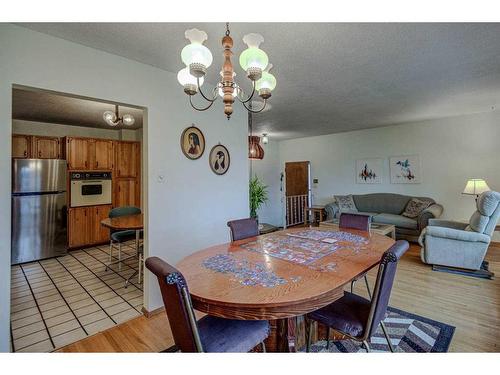 9131 Academy Drive Se, Calgary, AB - Indoor Photo Showing Dining Room