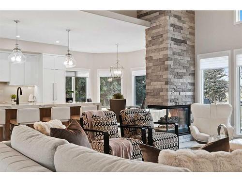 27 Meadow Pointe Drive, Heritage Pointe, AB - Indoor Photo Showing Living Room