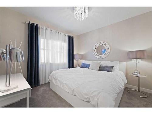 27 Meadow Pointe Drive, Heritage Pointe, AB - Indoor Photo Showing Bedroom