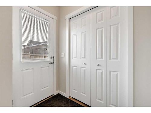 194 Masters Avenue Se, Calgary, AB - Indoor Photo Showing Other Room