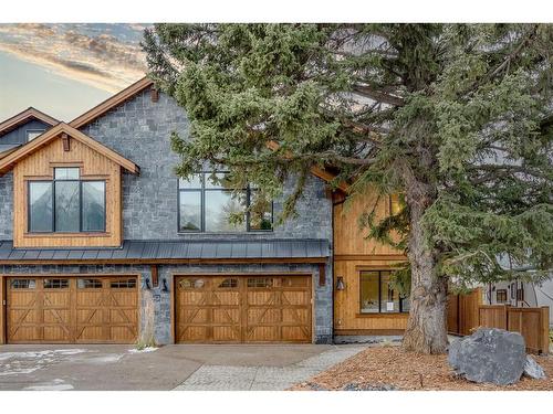 909B 9Th Street, Canmore, AB - Outdoor