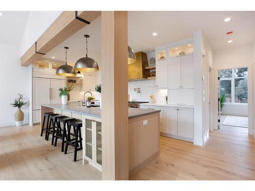 909B 9Th Street, Canmore, AB - Indoor Photo Showing Kitchen