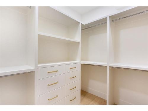 909B 9Th Street, Canmore, AB - Indoor With Storage