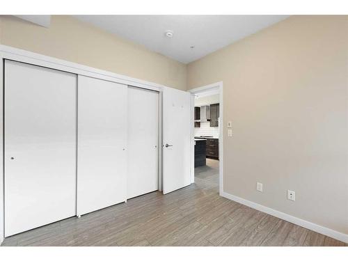 105-2231 Mahogany Boulevard Se, Calgary, AB - Indoor Photo Showing Other Room