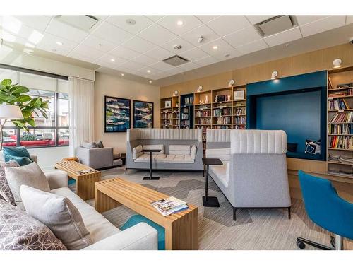 105-2231 Mahogany Boulevard Se, Calgary, AB - Indoor Photo Showing Living Room