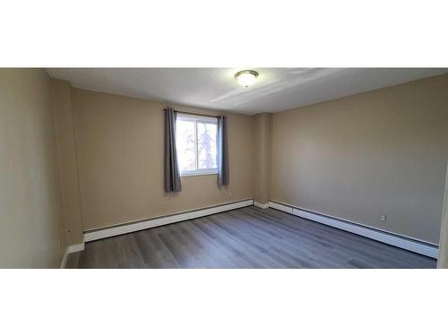 302-1524 15 Avenue Sw, Calgary, AB - Indoor Photo Showing Other Room