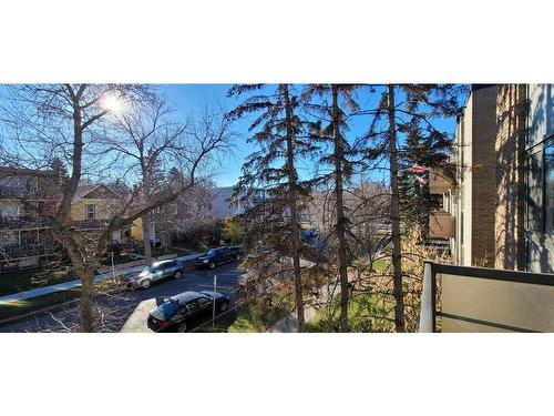 302-1524 15 Avenue Sw, Calgary, AB - Outdoor With View