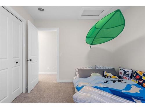 104 Legacy Glen Place Se, Calgary, AB - Indoor Photo Showing Bedroom