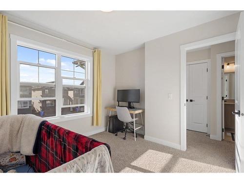 104 Legacy Glen Place Se, Calgary, AB - Indoor Photo Showing Bedroom